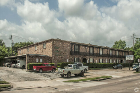 dove-creek-houston-tx-building-photo-1